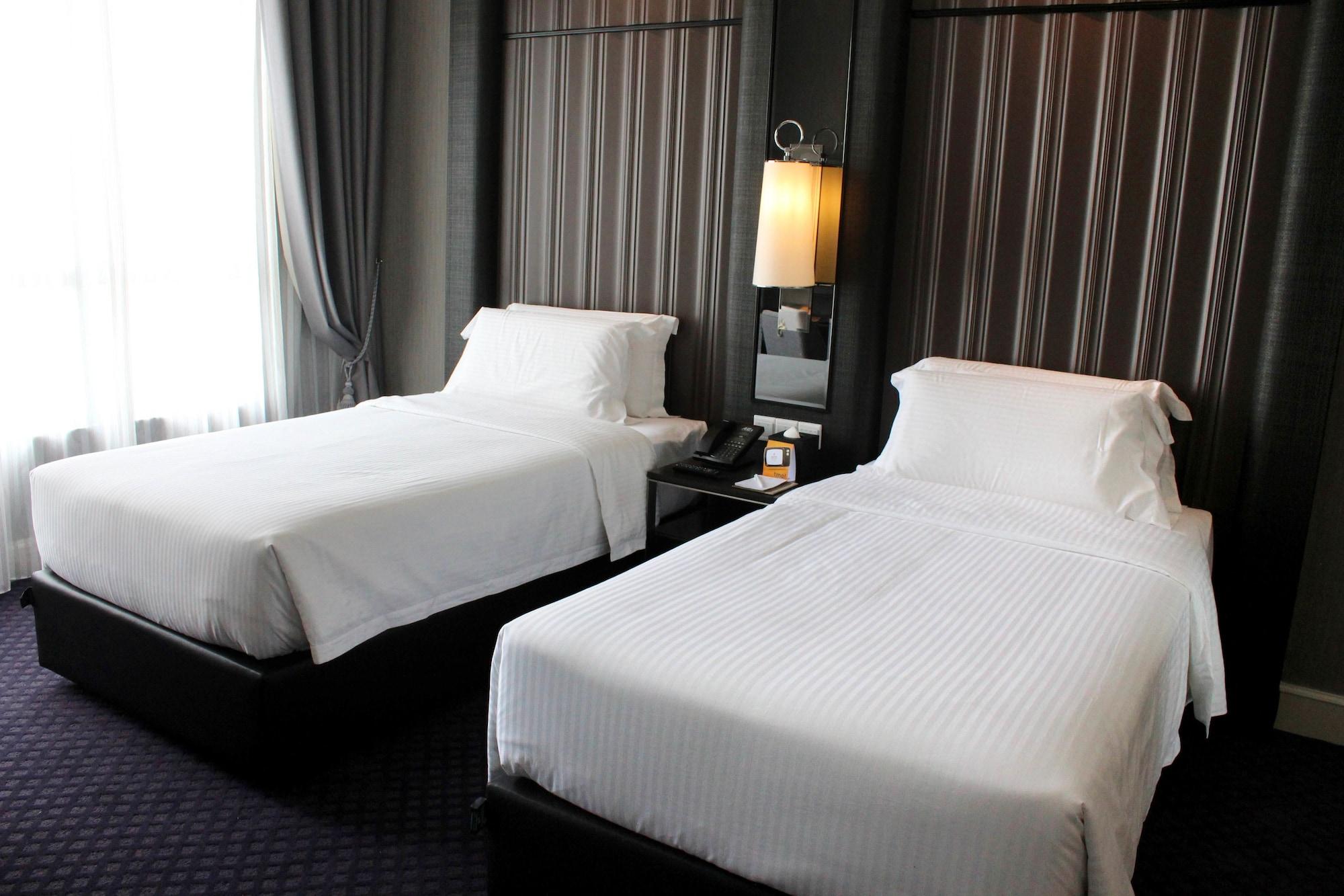 แฮตเทน เพลซ มะละกา Hotel Malacca ภายนอก รูปภาพ A room at the hotel