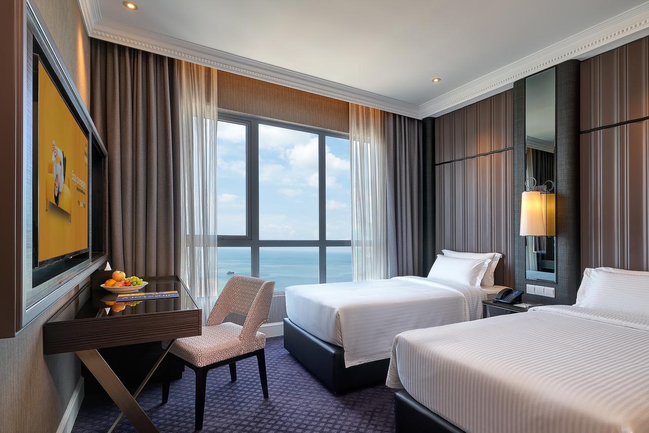 แฮตเทน เพลซ มะละกา Hotel Malacca ภายนอก รูปภาพ Deluxe Room
